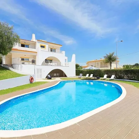 Casa Corcovada * Albufeira