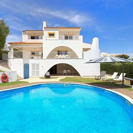Casa Corcovada * Albufeira